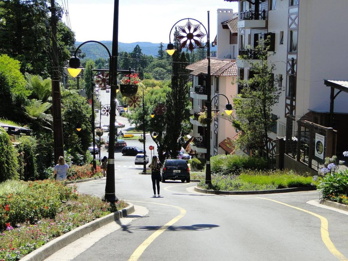 Hospedagem 154 Colonial Gramado Esterno foto